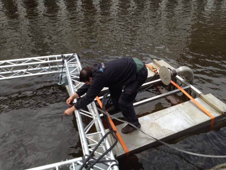 Installation im Wasser