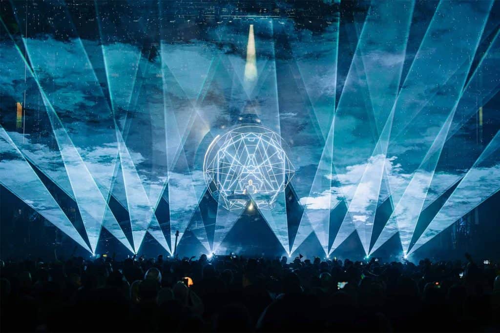 live lasershow für armin van buuren