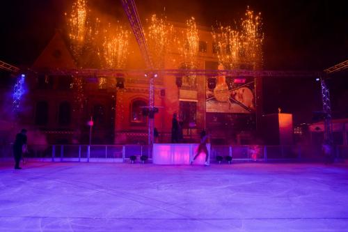 Feuerwerk-Feuertöpfe-1024x683